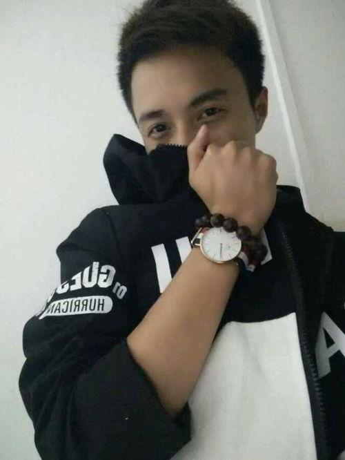 帅哥冬天的生活照,帅哥的冬日生活剪影