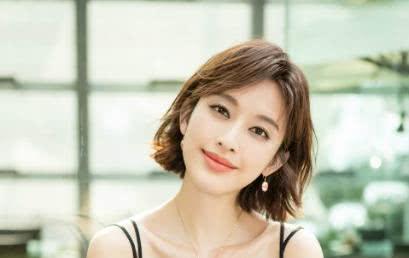 张俪整容前后照片,美丽蜕变，见证自信力量